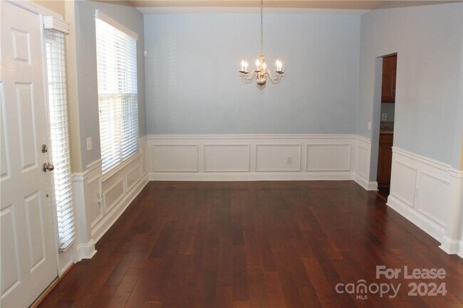 Building Photo - 1926 Arbor Crest Ct