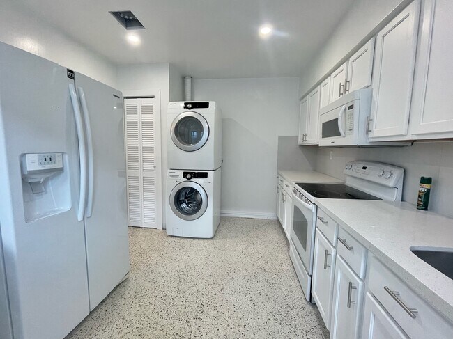 Foto del edificio - 3574 SW 25th Terrace