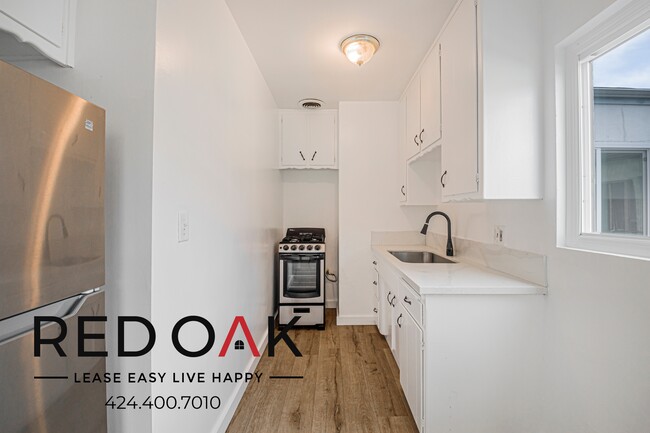 Foto del edificio - 439 S Catalina St