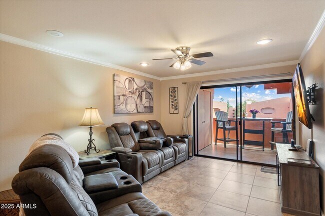 Foto del edificio - 4303 E Cactus Rd