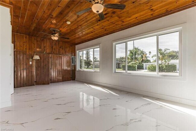 Building Photo - Fort Myers Single Family Home