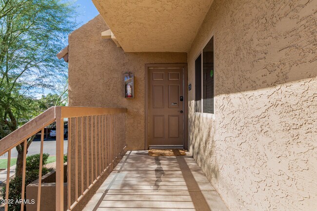 Foto del edificio - 5877 N Granite Reef Rd