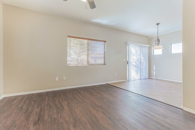 Foto del edificio - 1190 S Red Rock Ct