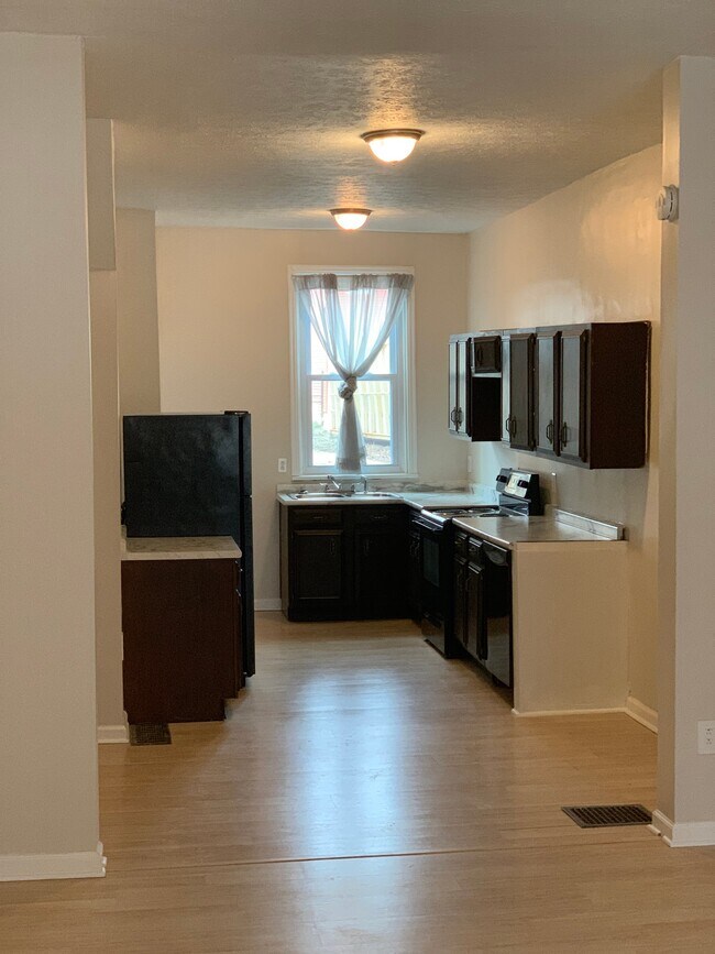 Foto del edificio - 1414 N Franklin St