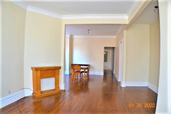 Foto del edificio - 10122 S Ave M
