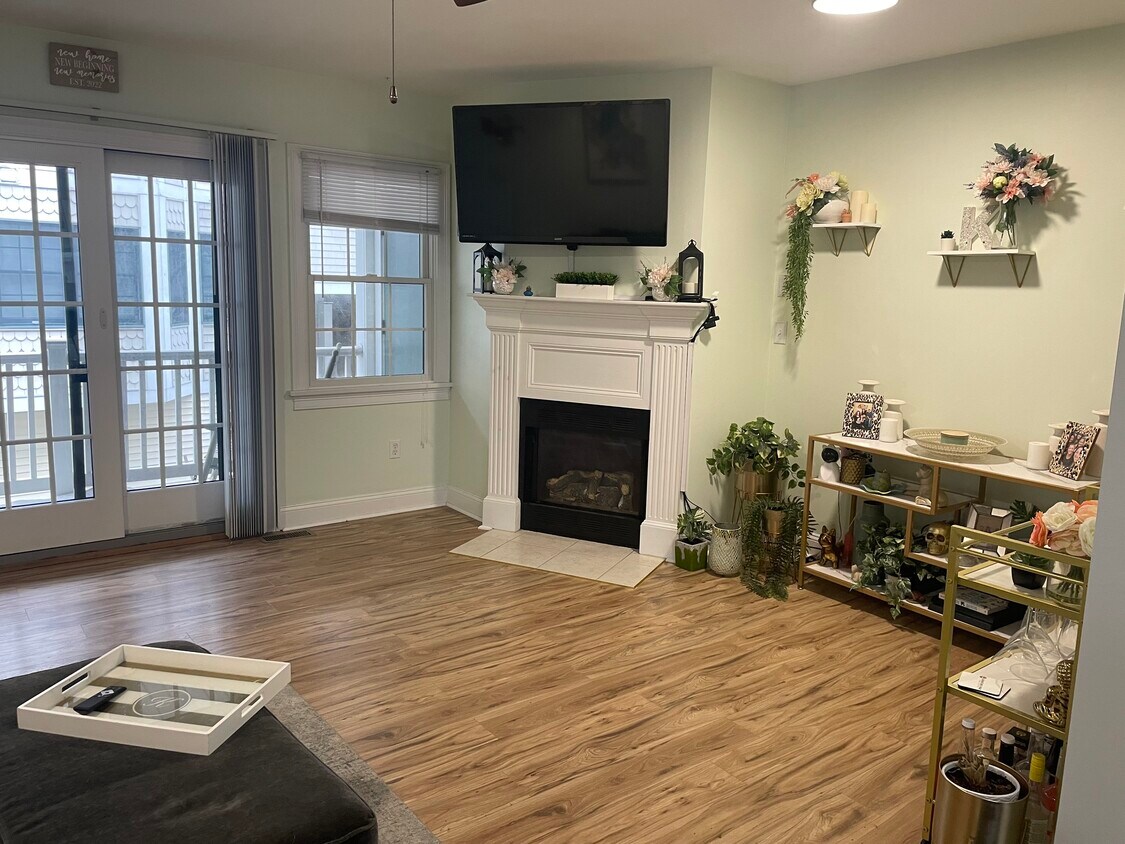 Foto principal - 11 Railroad Ave