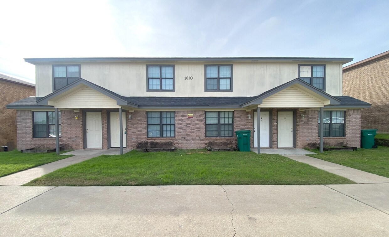1610 Aztec Ter Unit C, Harker Heights, TX 76548 Apartments in Harker