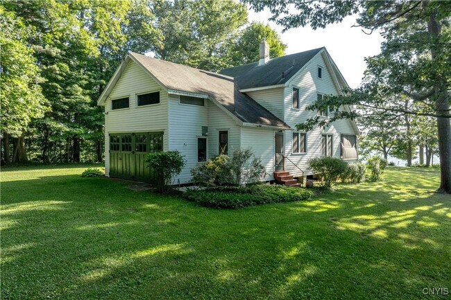 Foto del edificio - 3177 E Lake Rd