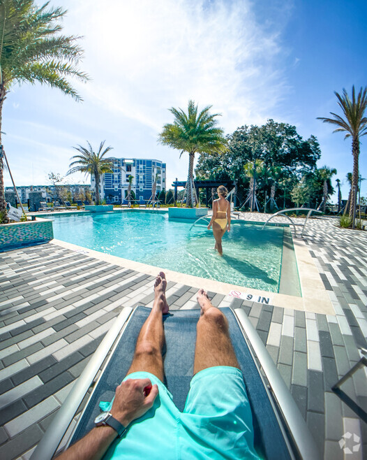 Resort-Style Pool - Venice Isles Apartments