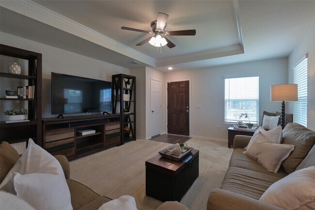 Foto del edificio - The newly closed development of Winn Ridge features this 3 bed 2 bath property