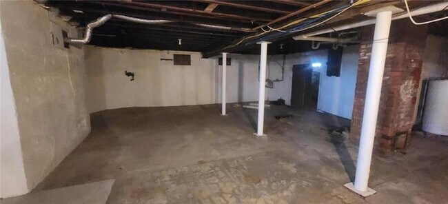 Foto del edificio - 277 E Main St