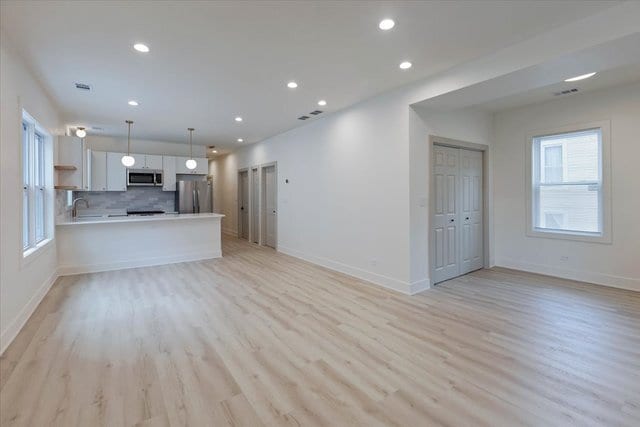 Building Photo - 1808 N Karlov Ave