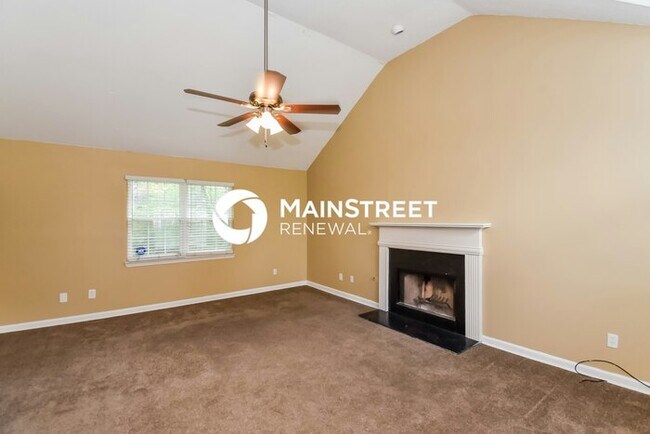 Foto del edificio - 3 Bedroom Pet-Friendly Home in Jonesboro, ...