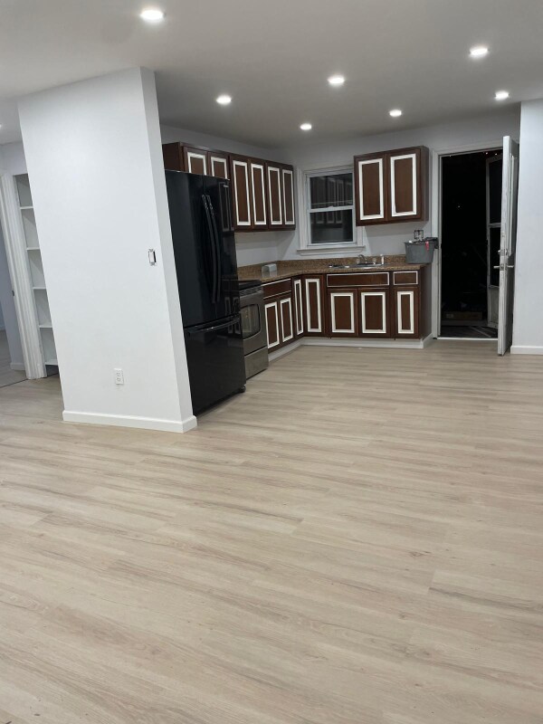 Foto del edificio - 11 Heights Trail