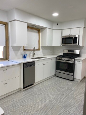 Foto del edificio - 6440 Drake Ave
