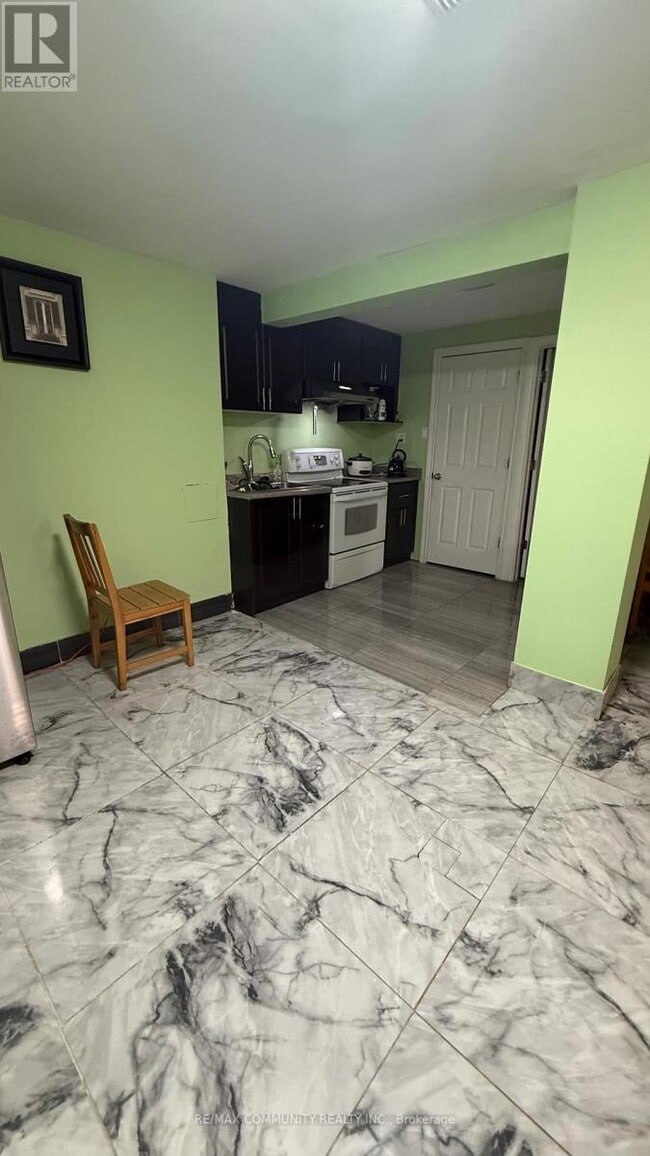 Building Photo - 591 Harmony Rd S