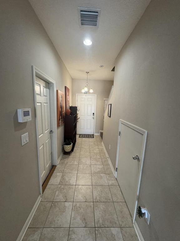 Foto del edificio - 7085 Woodchase Glen Dr