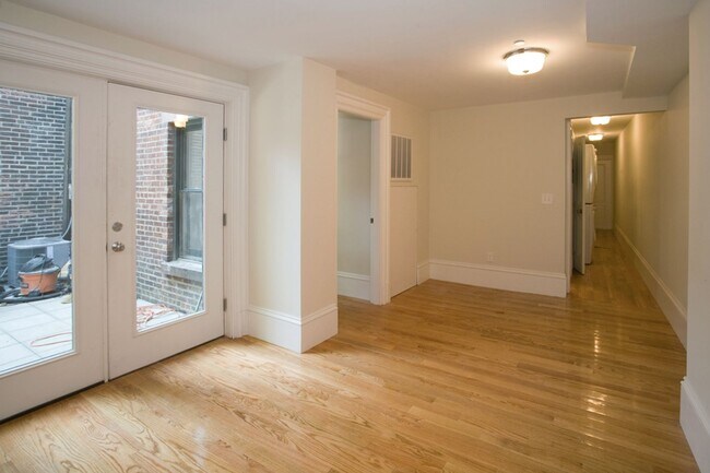 Building Photo - 647 Massachusetts Ave