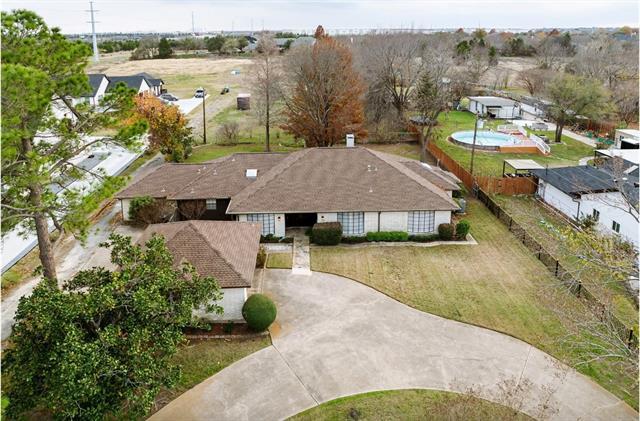 Foto principal - 322 E Tripp Rd
