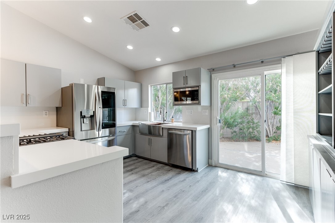 Primary Photo - 10229 Anoka Ave