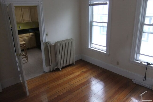 Photo - 9 Cushman Rd House