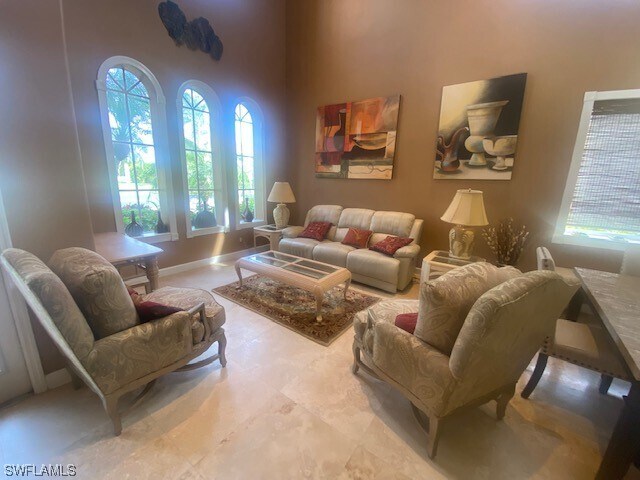 Building Photo - 15520 Laguna Hills Dr