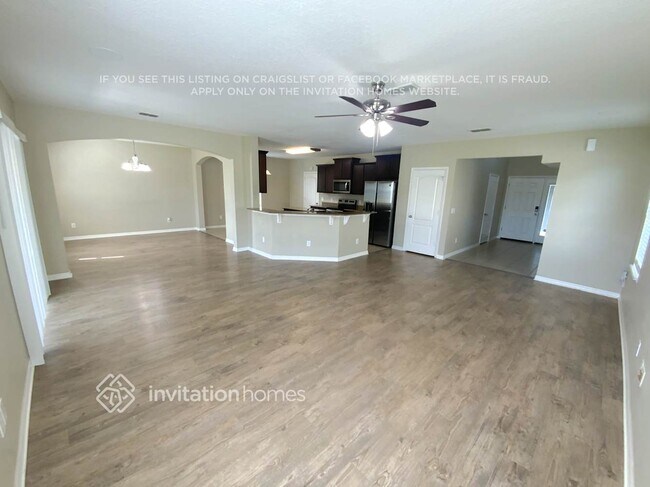 Foto del edificio - 1821 Betsy Ross Ln