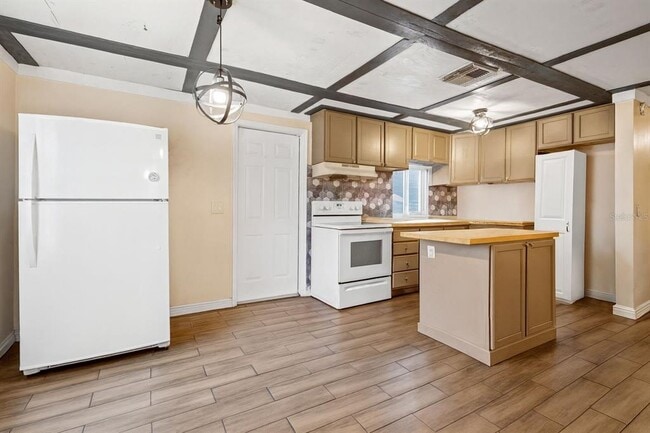 Foto del edificio - 2526 26th St S