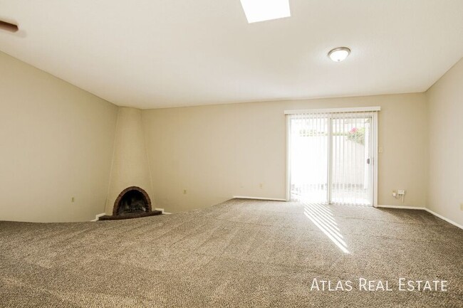 Foto del edificio - 4035 W Harmont Dr