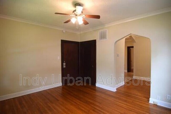 Foto del edificio - 2527 Shelby St