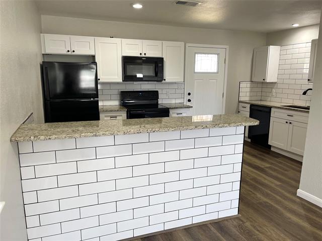 Foto del edificio - 817 Kingdom Cir