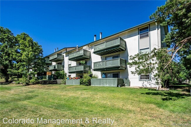 Foto del edificio - 1 br, 1 bath House - 2130 S Vaughn Way Uni...