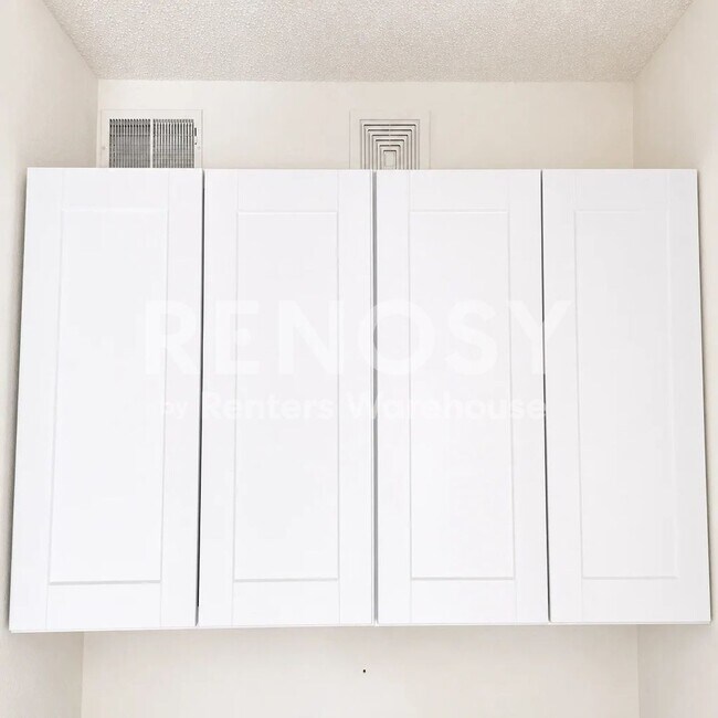 Foto del edificio - 7290-7147 147 Ln NW