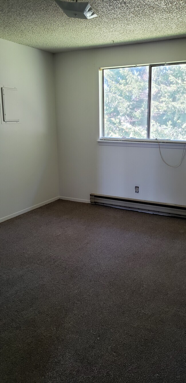 Foto del edificio - 4223 N Progress Rd