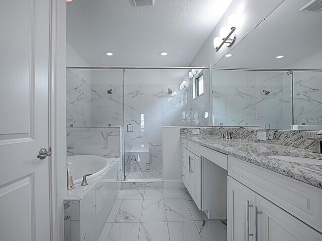 Foto del edificio - 7661 Toscana Blvd