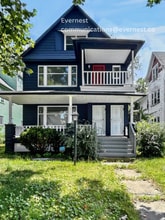 Building Photo - 10110 Parkgate Ave