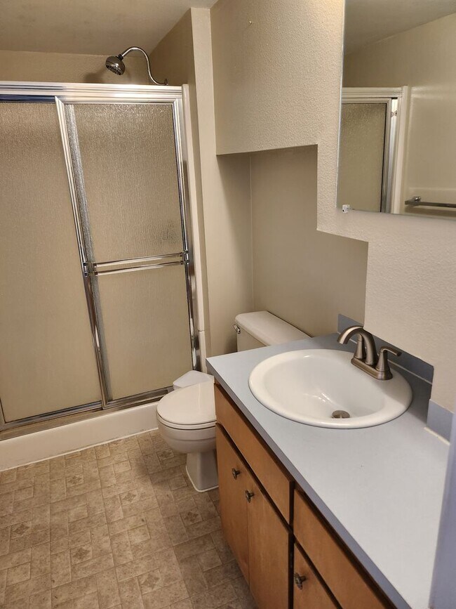 Foto del edificio - "Spring Special - $200.00 off First Full Month Rent with Lease"