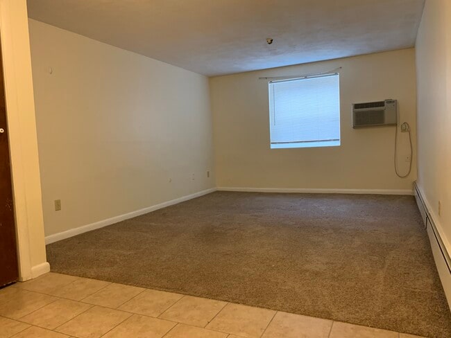 Foto del edificio - 340 Highland Ave