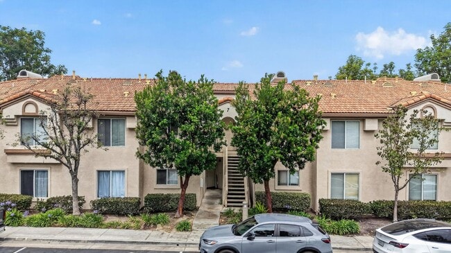 Building Photo - Gated Lake Forest Condo | Pool, Spa, Washer/Dryer & 3 Parking Spaces