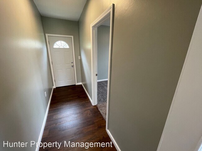 Building Photo - 3 br, 1.5 bath House - 2440 Terrill Creek Rd