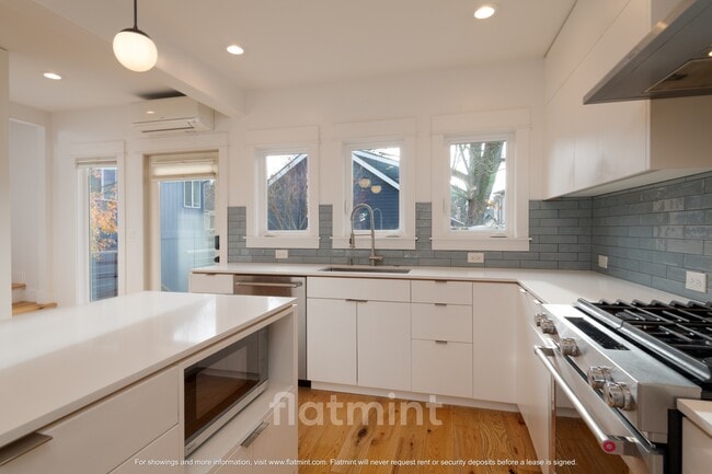 Foto del edificio - 2315 N 56th St