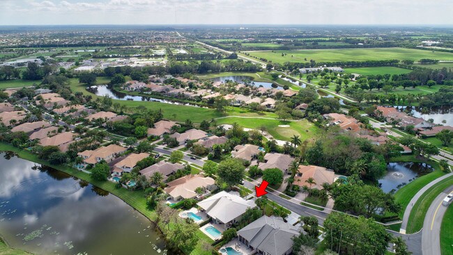 Building Photo - 2700  Twin Oaks Way