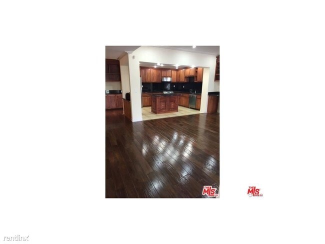 Foto del edificio - 4595 Wilshire Blvd