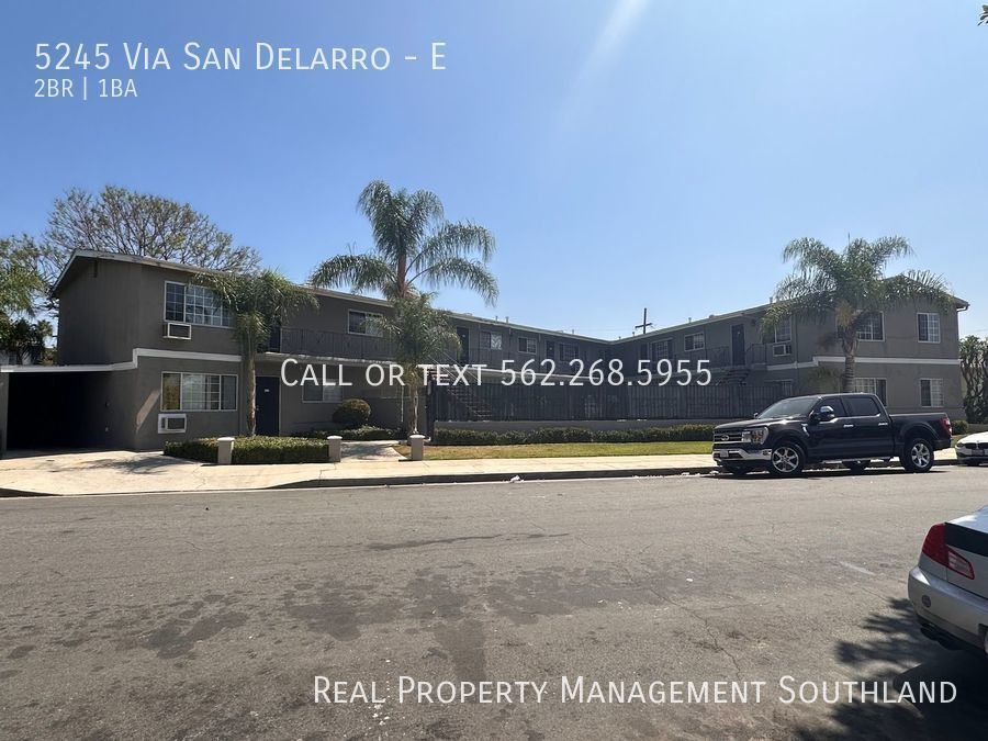 Primary Photo - Newly Renovated & Beautiful 2 bedroom 1 ba...