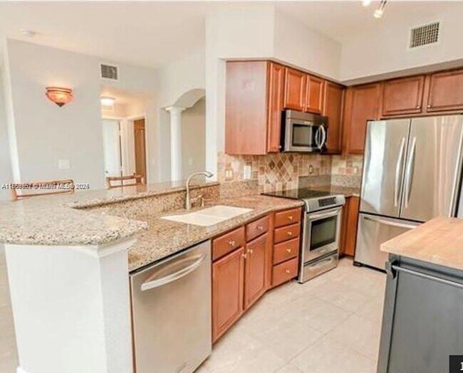 Foto del edificio - 9021 SW 94th St