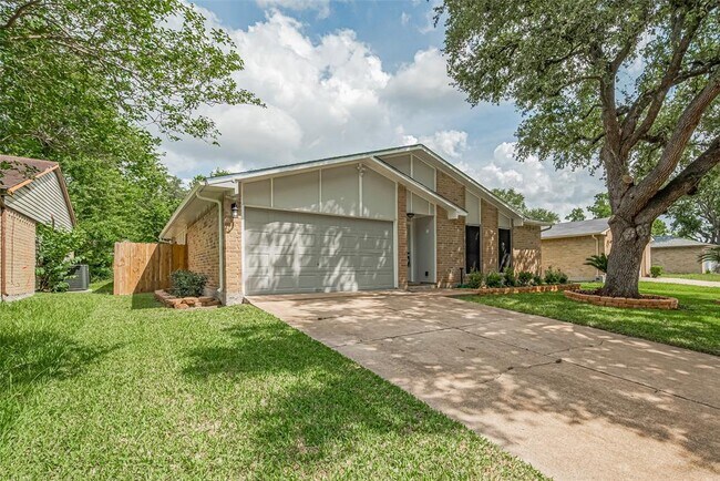 Building Photo - 15522 Briar Spring Ct