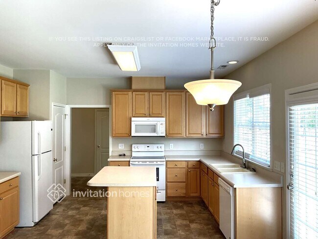 Building Photo - 5304 Granada Hills Dr
