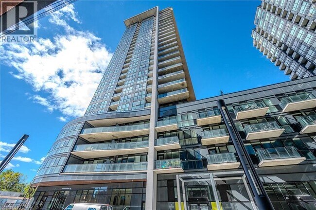 Building Photo - 108 Garment St