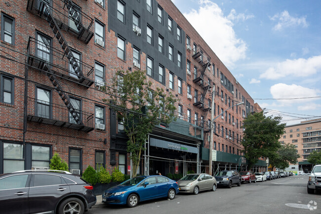 Building Photo - 42-22 Ketcham St
