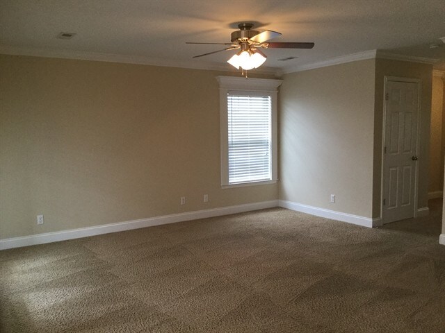 Foto del edificio - 1019 Ruscello Dr